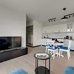 Doki Lifestyle & Food Hall By Lion Apartments